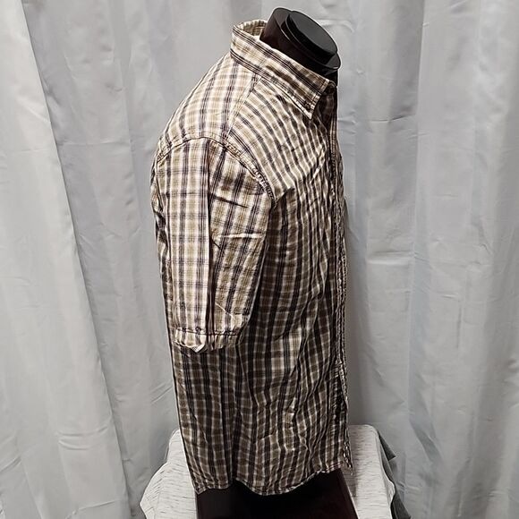 Carhartt Button down size Medium - Picture 5 of 7